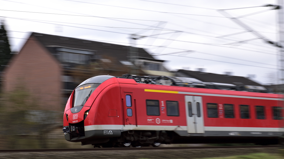 Alstom Coradia Continental 1440 233