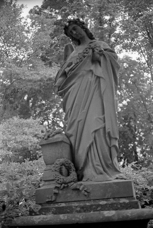 Alter Friedhof 26