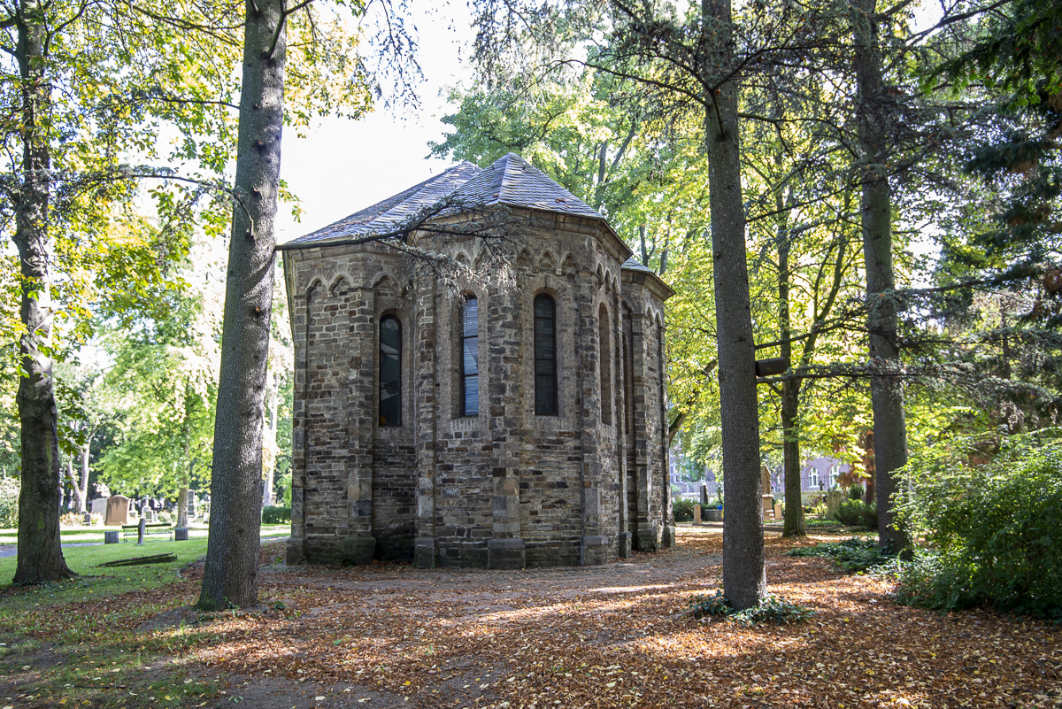 Alter Friedhof Bonn Kapelle 1.jpg