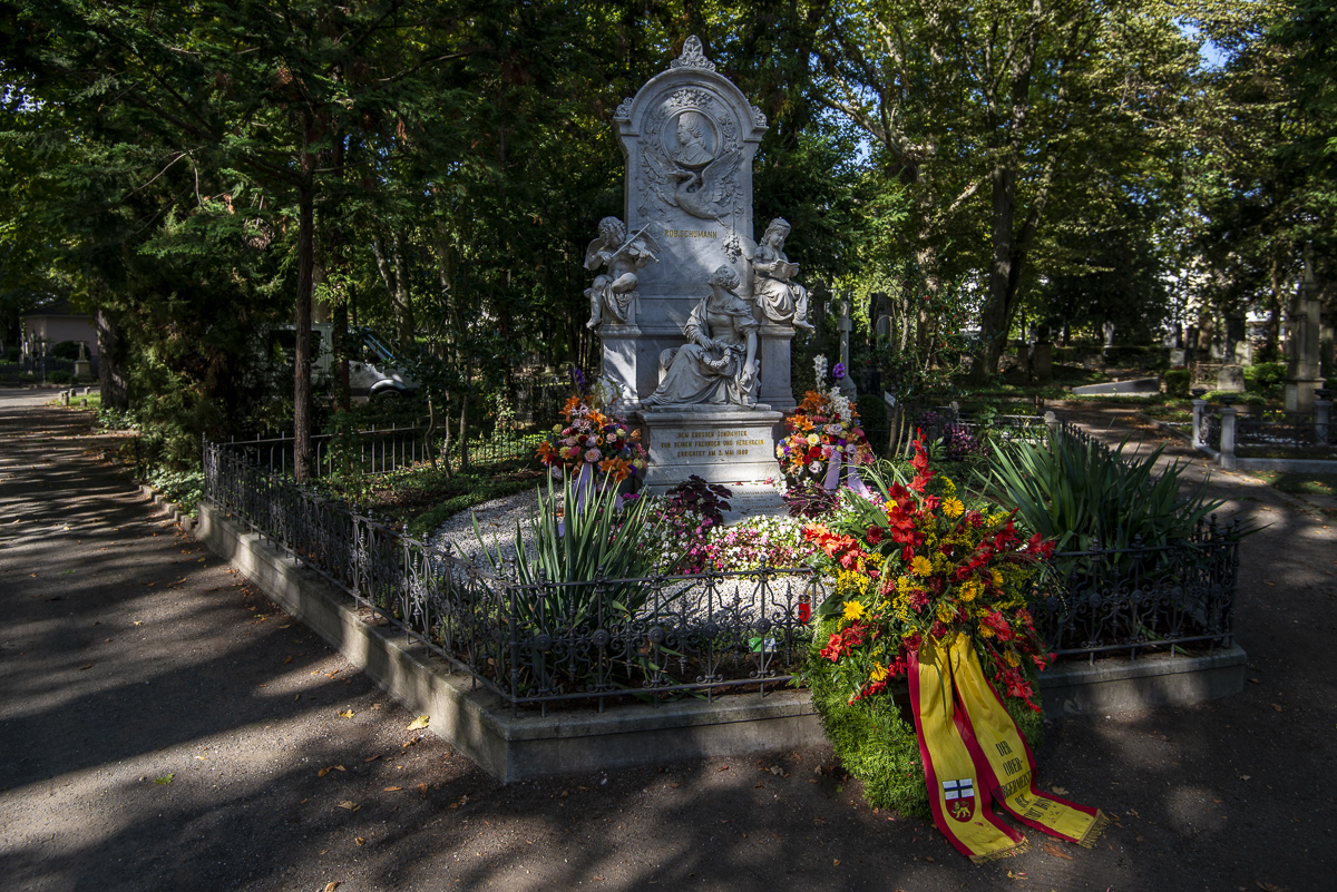 Alter Friedhof Bonn Schumann.jpg