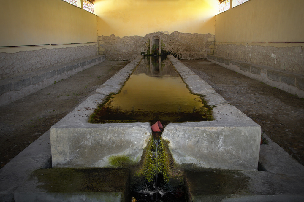 altes Waschaus in Sorso, Sardinien
D3200, 18-105mm
entwickelt mit Darktable