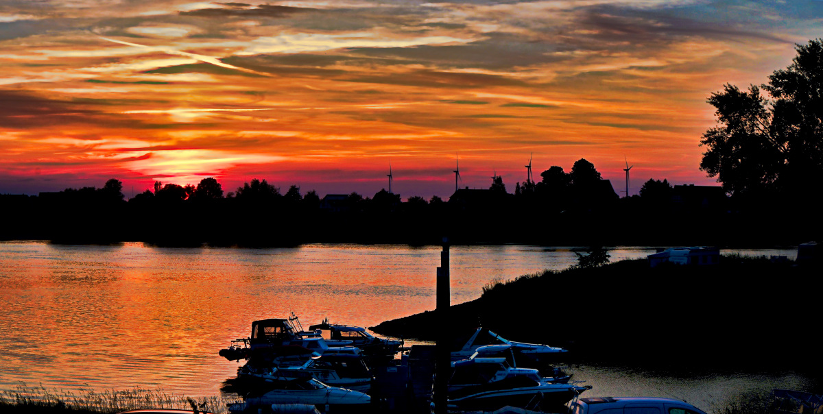 An der Elbe.jpg
