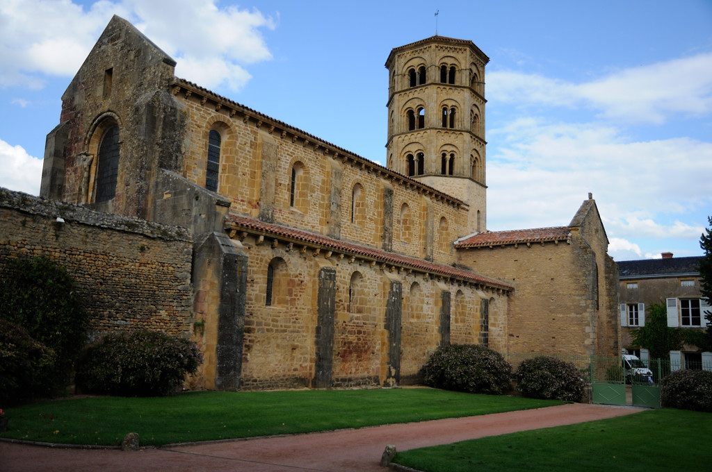 Ancy-le-Duc France, Eglise 11 Jh.
DSD 5666