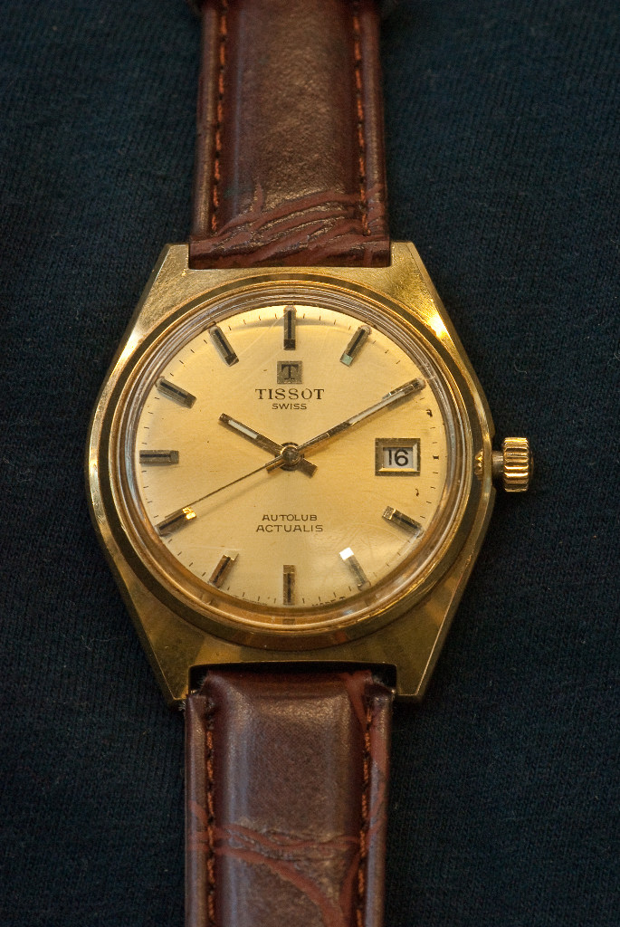 Armbanduhr vorne 01
