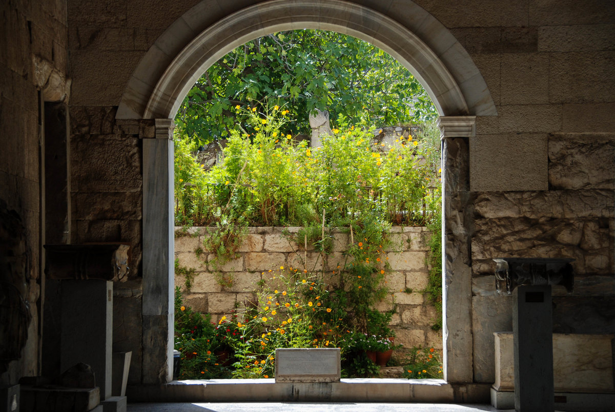 Athen Gartenblick.jpg