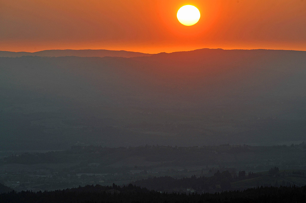 Auf den Hügeln des Chianti - unmittelbar vor Sonnenuntergang Richtung San Gimignano fotografiert