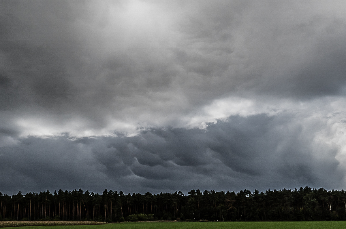 Aufziehendes Gewitter (1 von 1).jpg