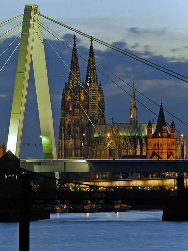 Available Light Köln Dom Ha