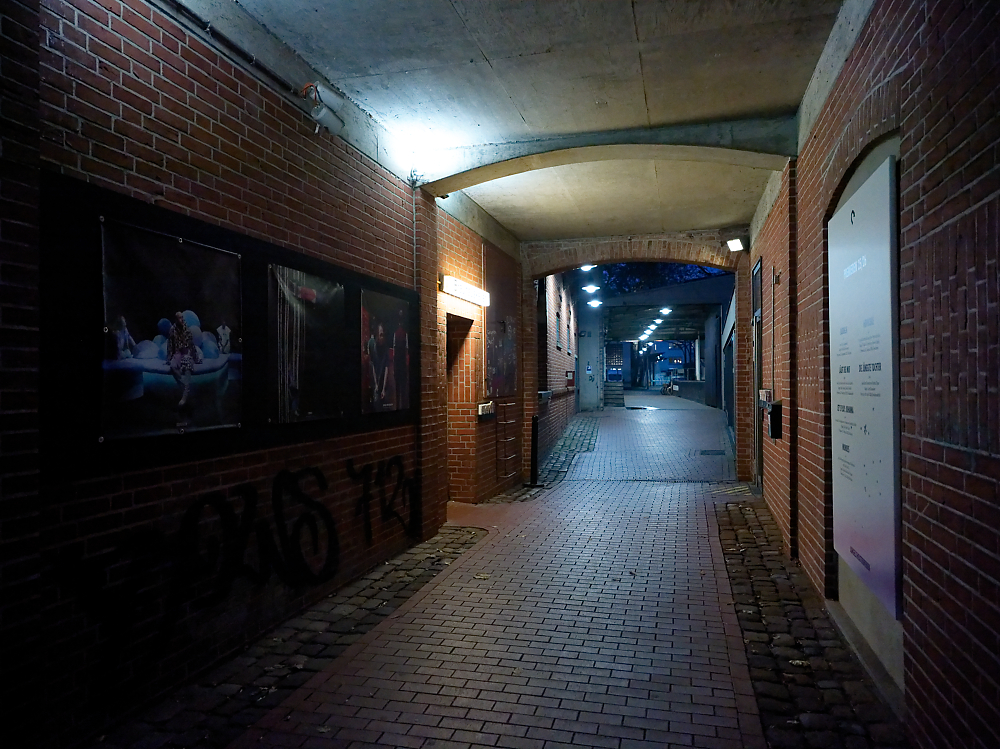 B0000404.jpg