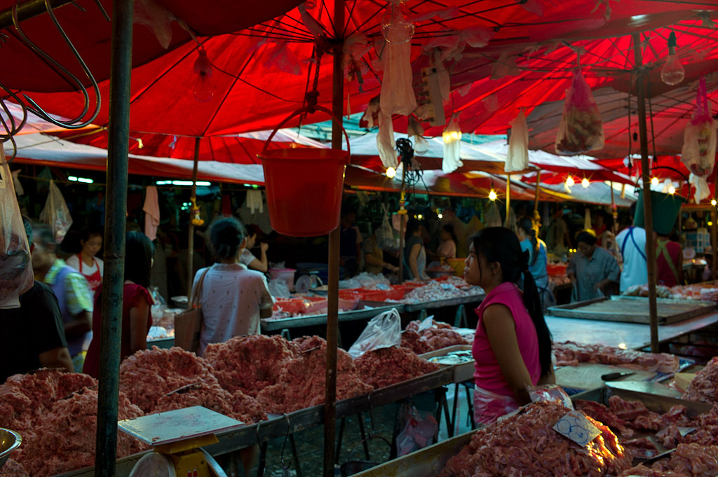 bangkok klong toey market 1016205