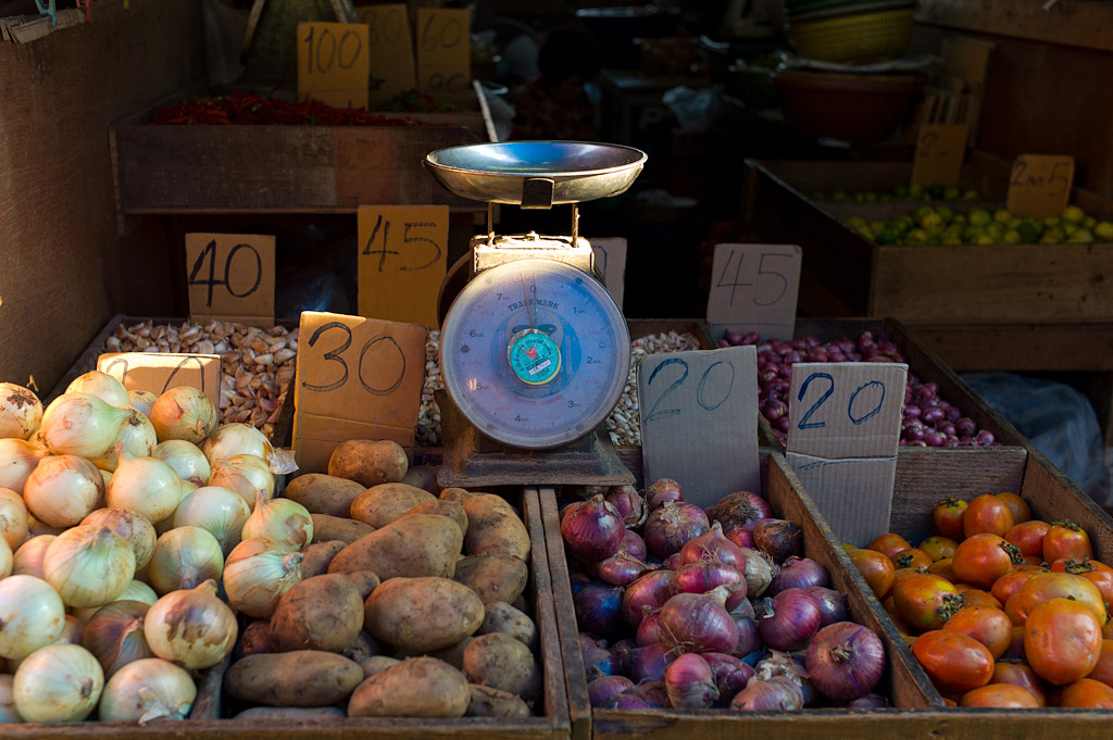 bangkok klong toey market 1016403