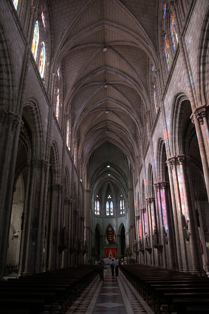 Basilica Del VotoNacional
1098  1h