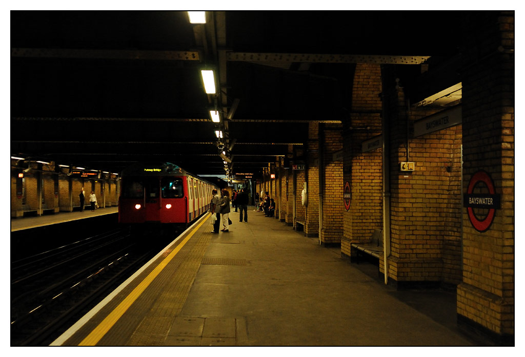 Bayswater II.
24mm (DX), 1/160s, 1:2.8, ISO 1250