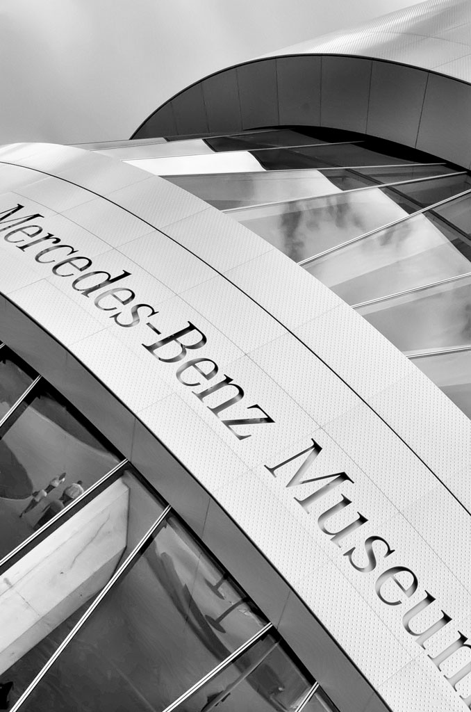 benz museum fassade