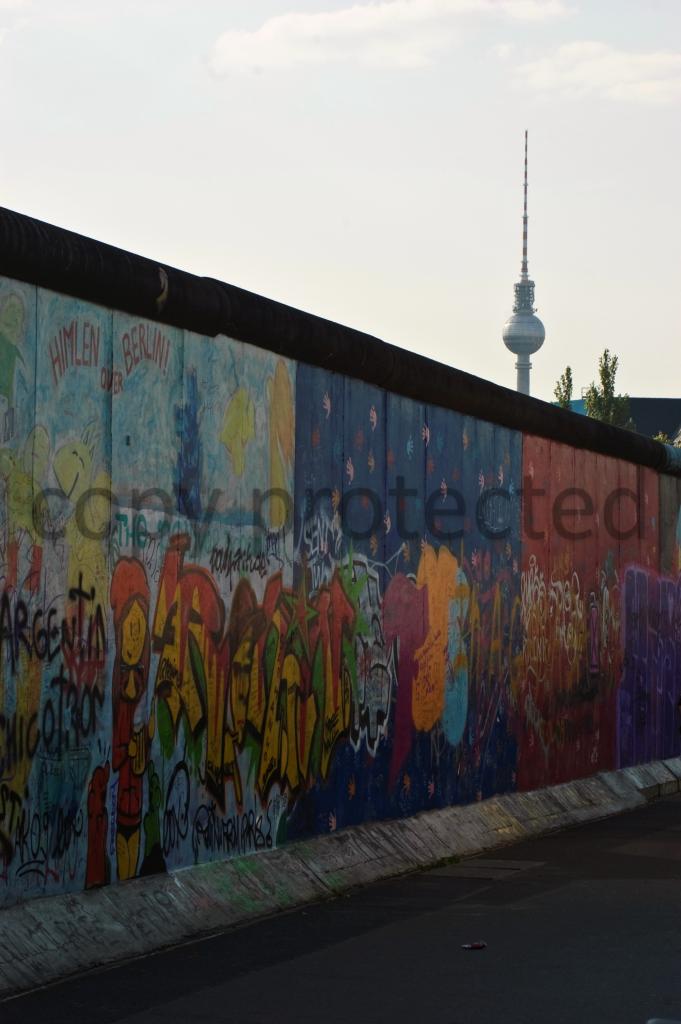 Berlin April 2009 - East Side Gallery