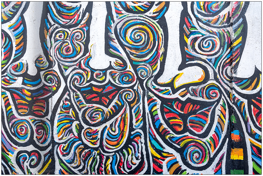 Berlin East Side Gallery: Schamil Gimajew – Worlds People - Wir sind ein Volk (Detail)