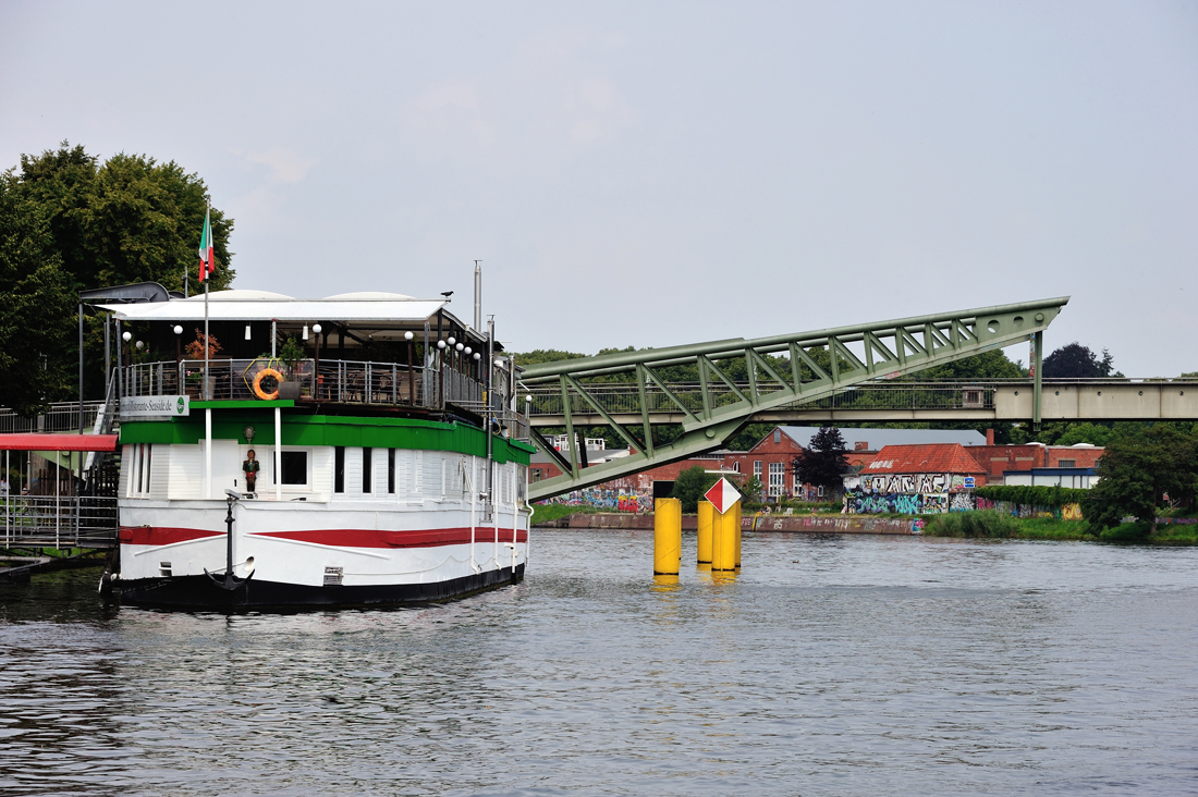 Betonschiff.jpg