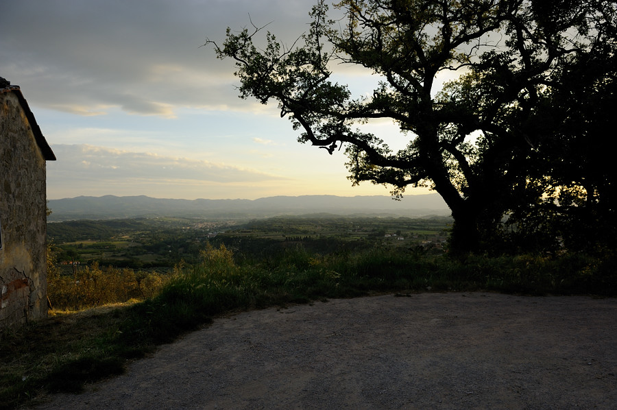 Blick ins Arnotal nähe Loro