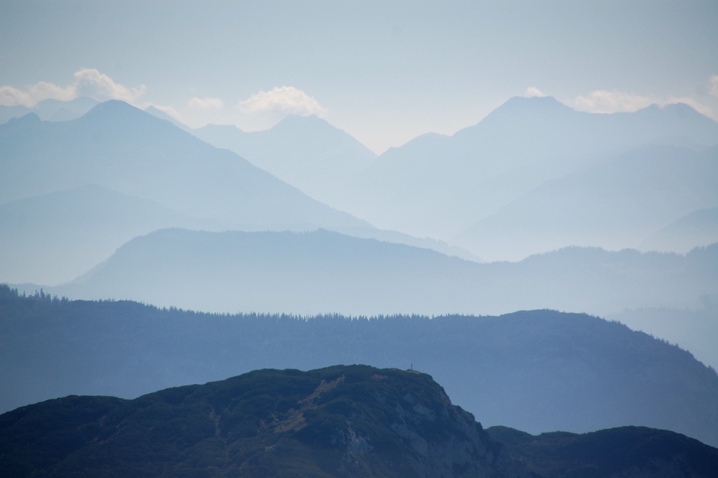 Blick vom Bräuningzinken/Salzkammergut/Steiermark 3, mit SIGMA DC 3,5-6,3 18-200mm, Kontrast leicht erhöht