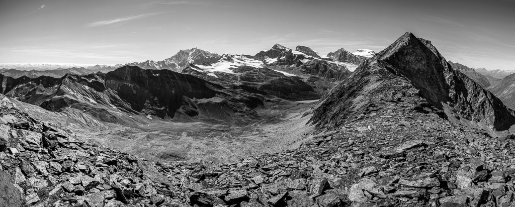 Blick vom Jazzihorn Stellihorn und Monte Rosa