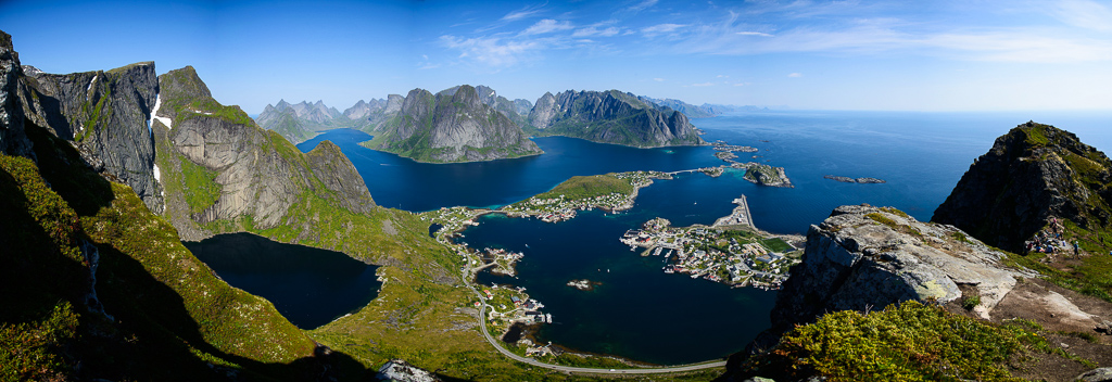 Blick vom Reinebringen auf Reine