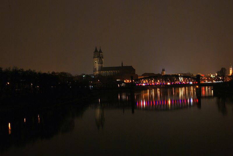 Blick von der Sternbrücke zur Hubbrücke und zum Dom