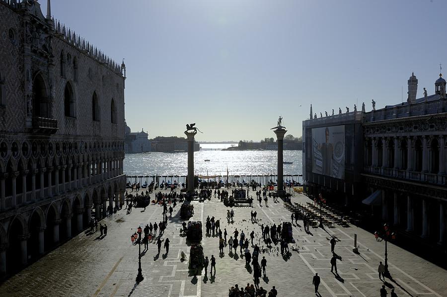 Blick von S. Marco auf die Piazzetta und den Bacino