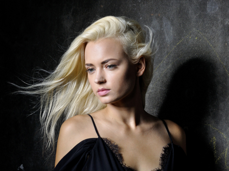 Blond 1