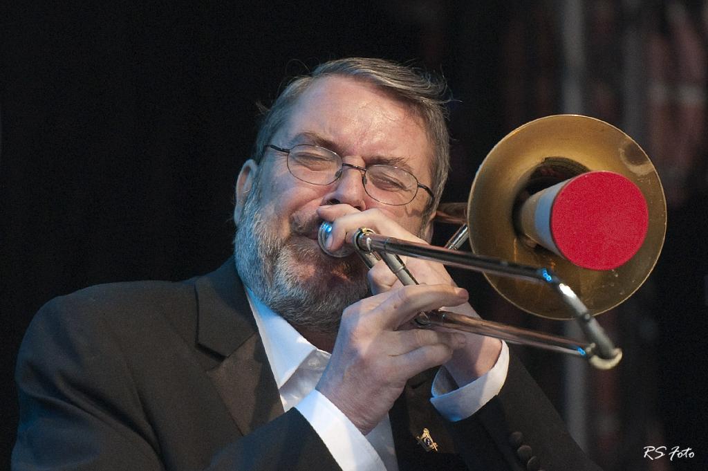 Bob Hunt