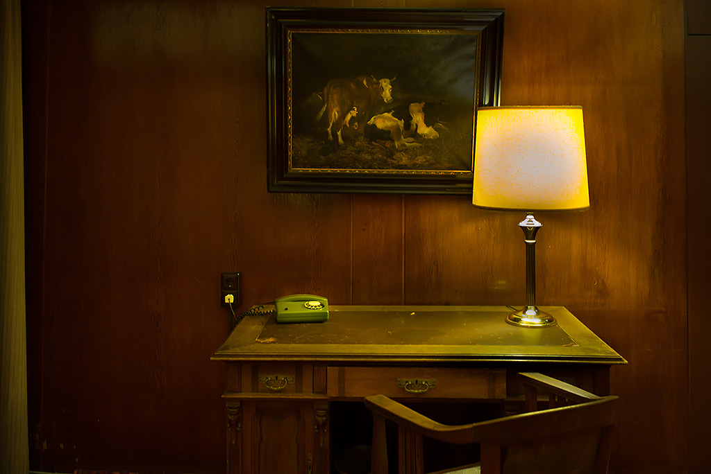 bogota desk
