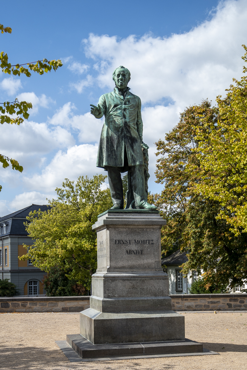 Bonn Denkmal Ernst Moritz Arndt.jpg