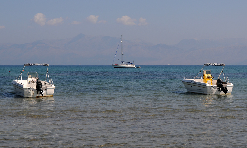 Boote 3x (Korfu)