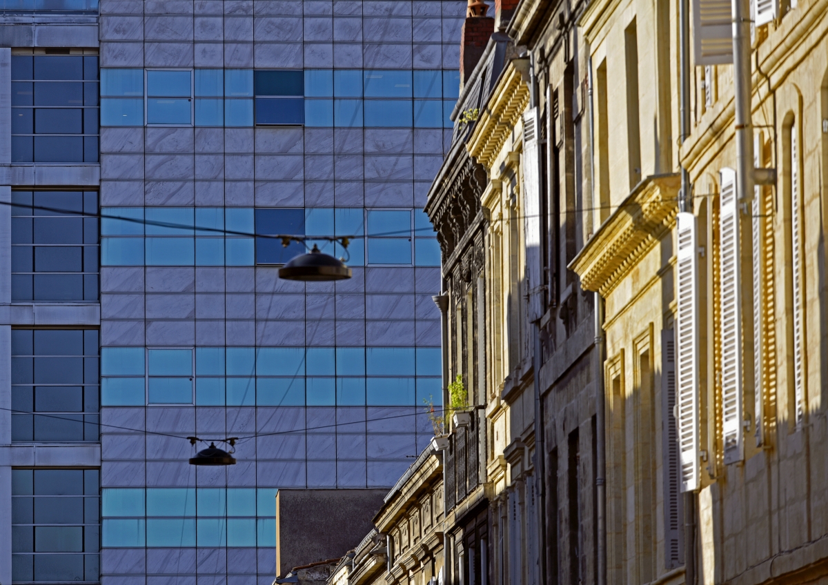 bordeaux_kontrast.jpg