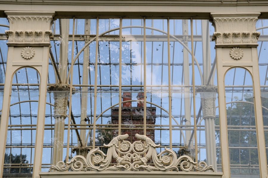 Botanic gardens
