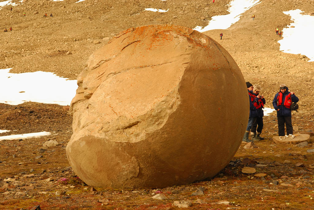 Boulder auf Champ Island