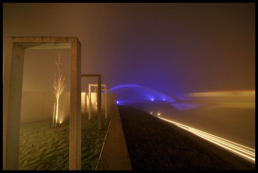 Brücke 02
Test Sigma 10-20 an D90 + Nebel