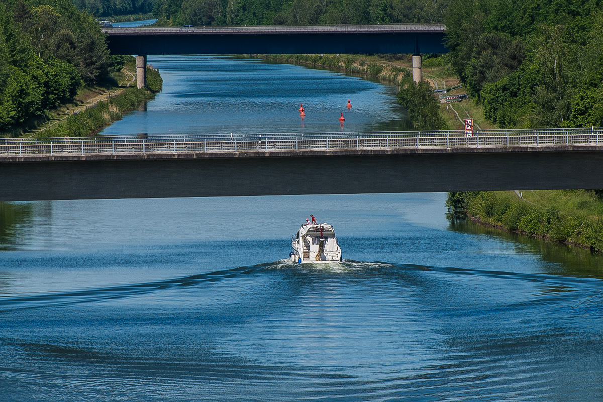 Brückenfahrt Richtung Elbe.jpg