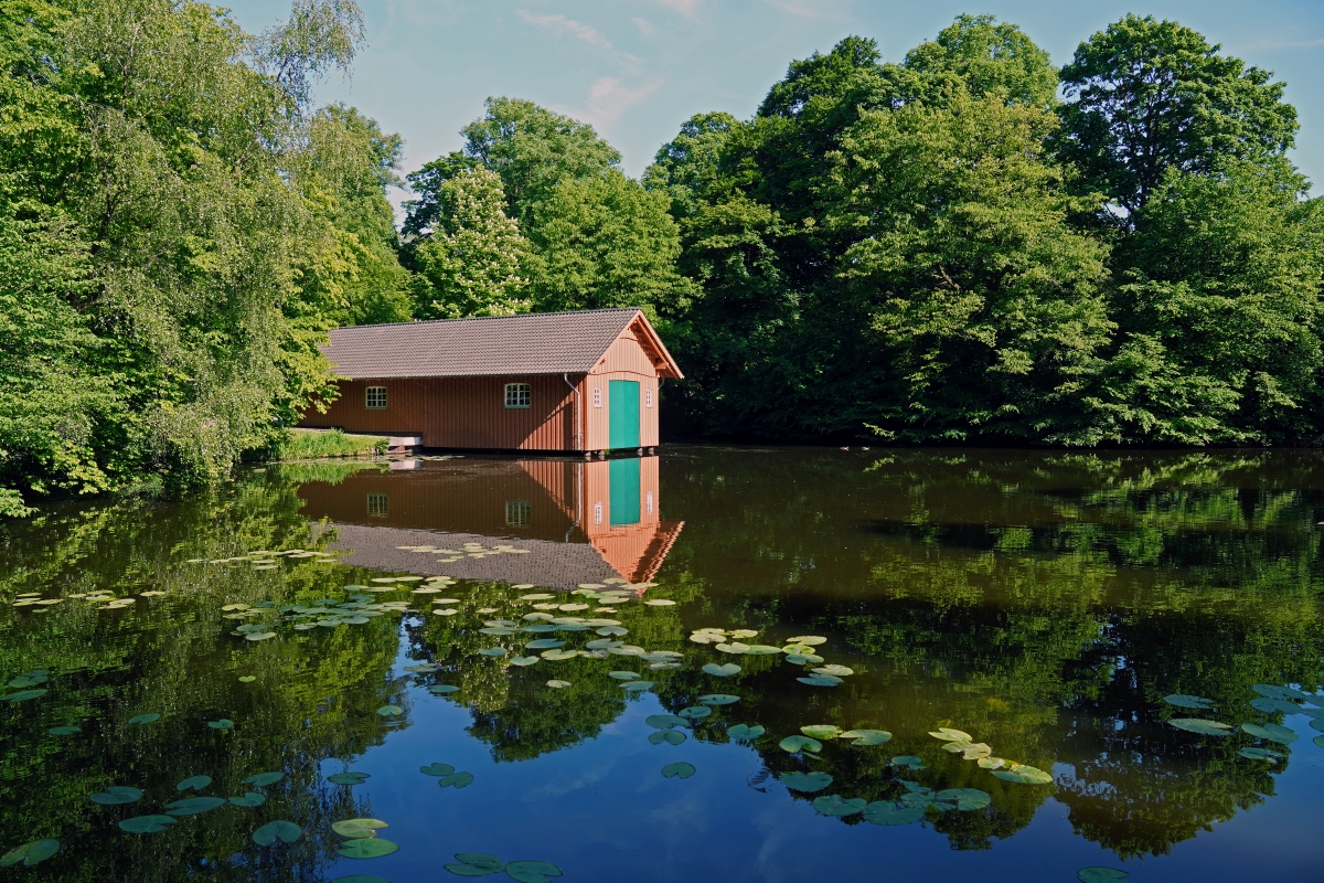 bremen_buergerpark_bootshaus_meiereisee_1.jpg