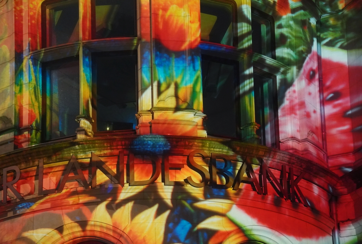 bremen_lichter_der_city_ehem_landesbank.jpg