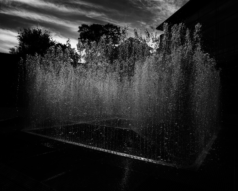 Brunneninstallation
vor dem Neuen Museum
Nürnberg 2