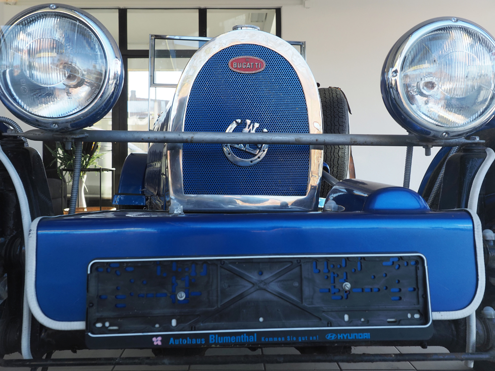 Bugatti Front.jpg