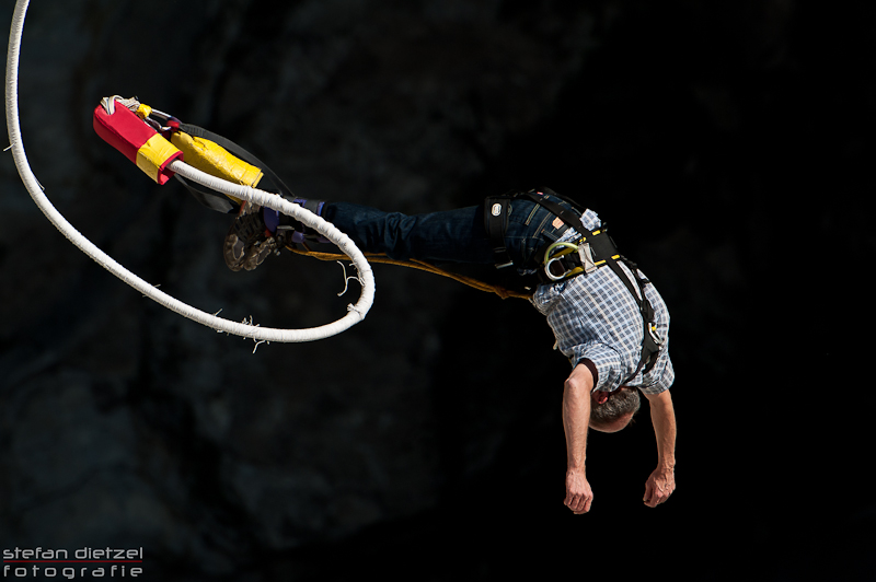 Bungee-Sprung Verzasca Staumauer 4