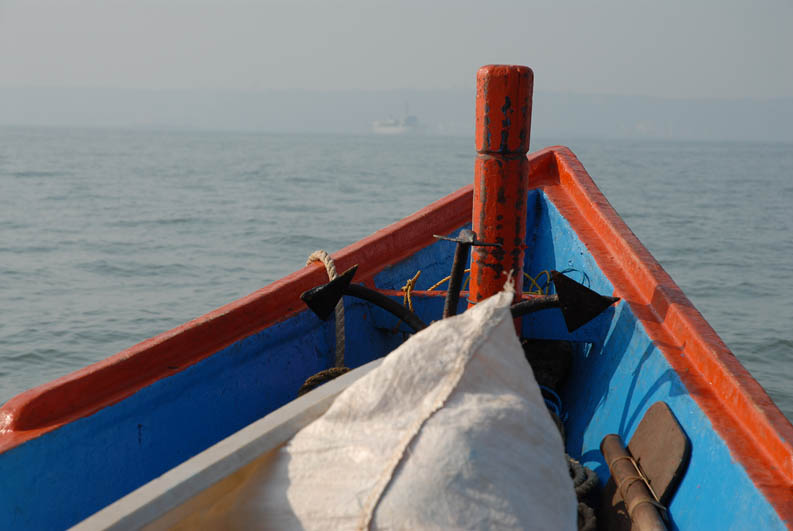 By Fisherboat to the Grande Islands