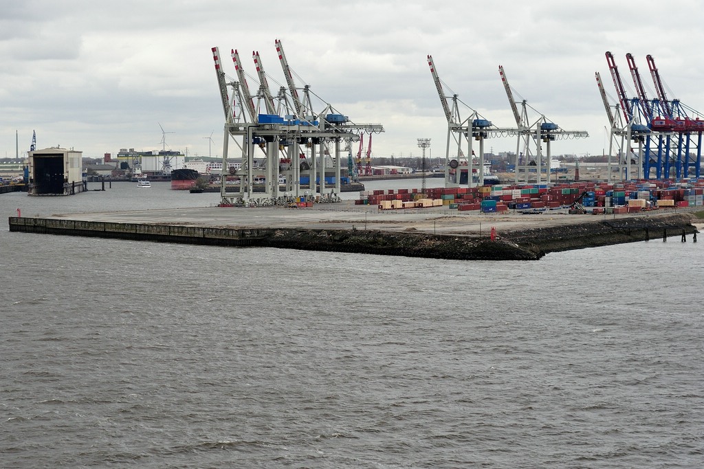 c DSC 3306 172