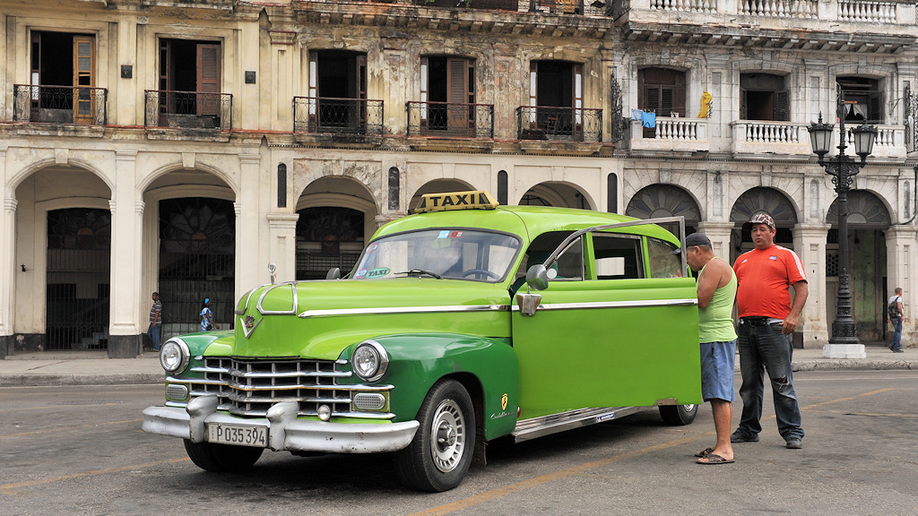 Cadillac Imperial ca. 1941
4381