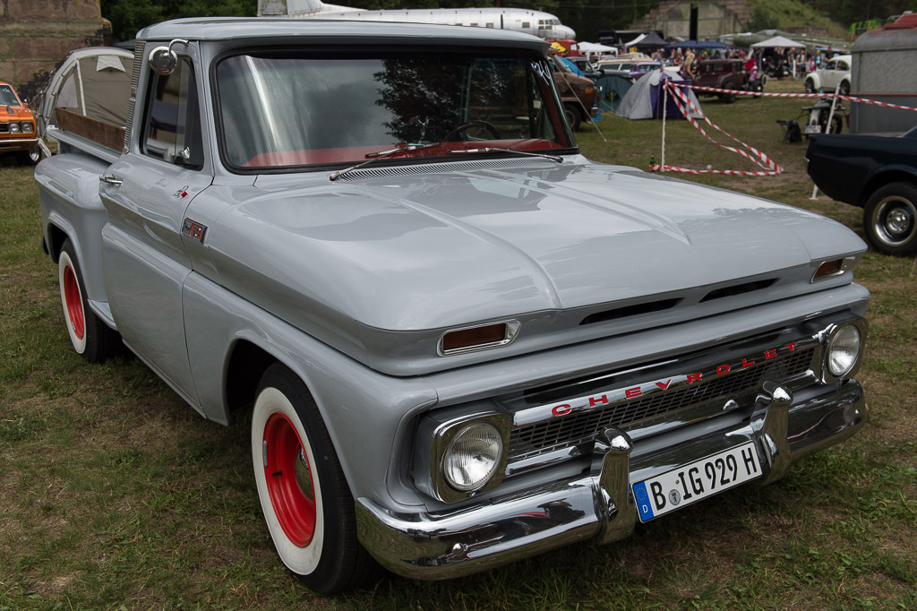 Chevrolet 1
