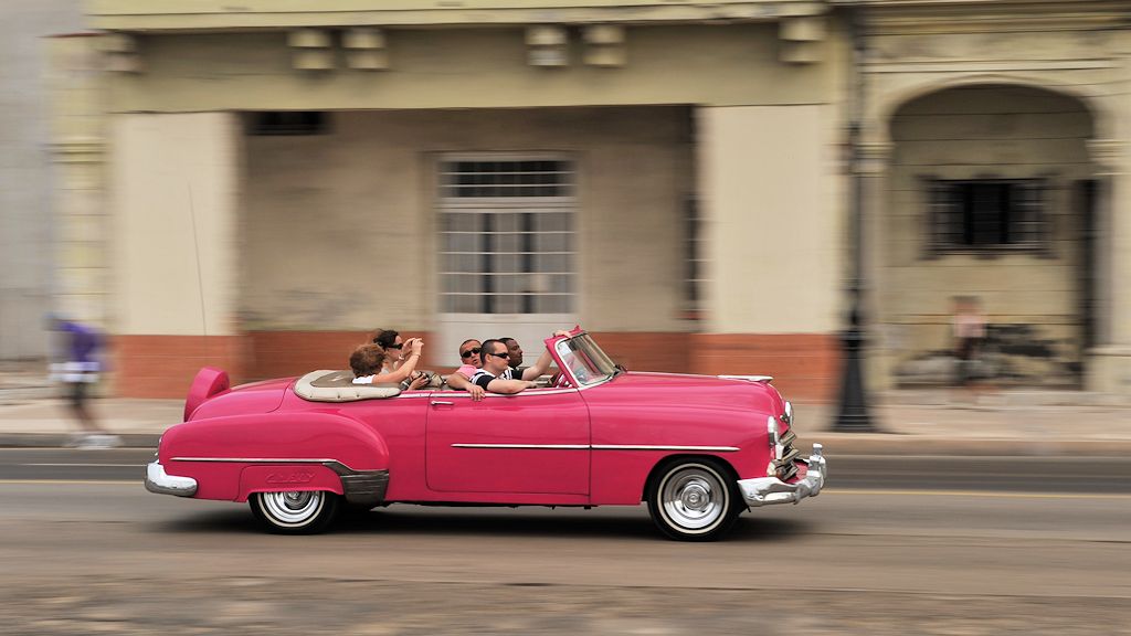 Chevrolet Deluxe Styleline Convertible (um 1950)
3914