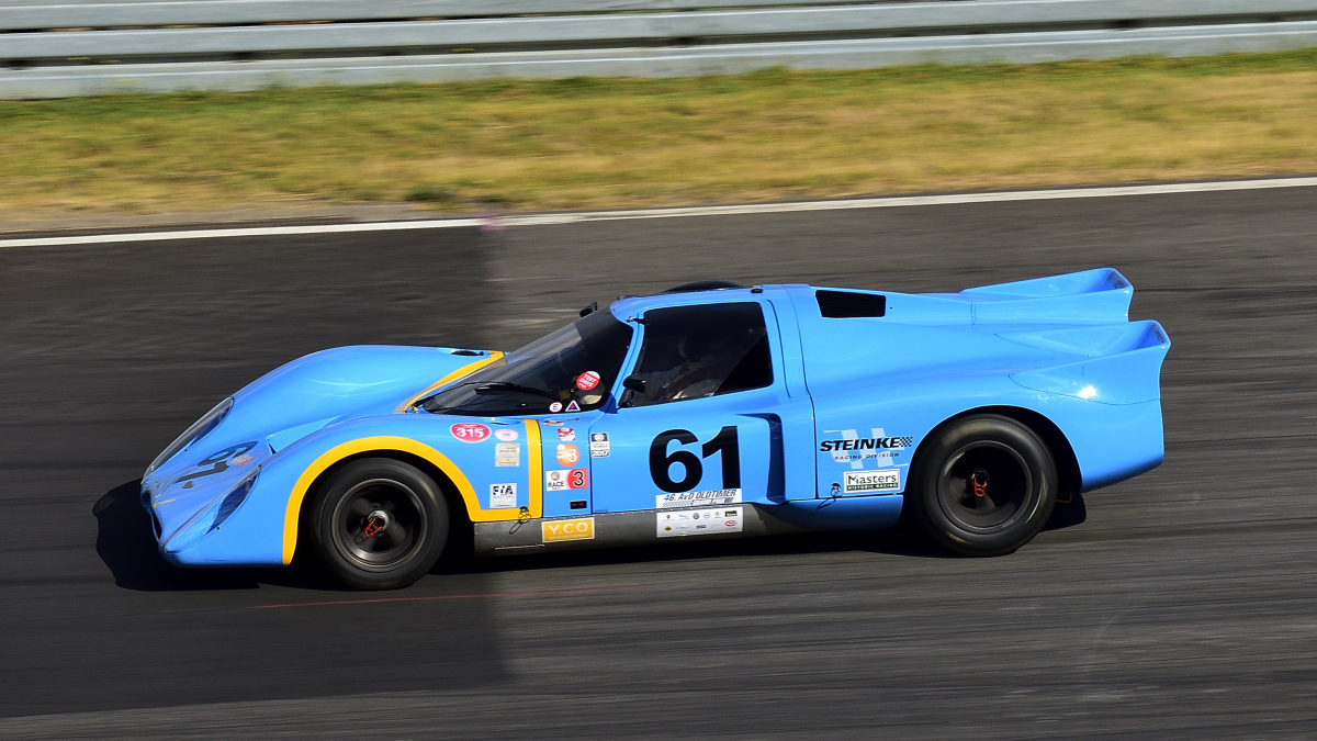 Chevron B16 61 (3).jpg