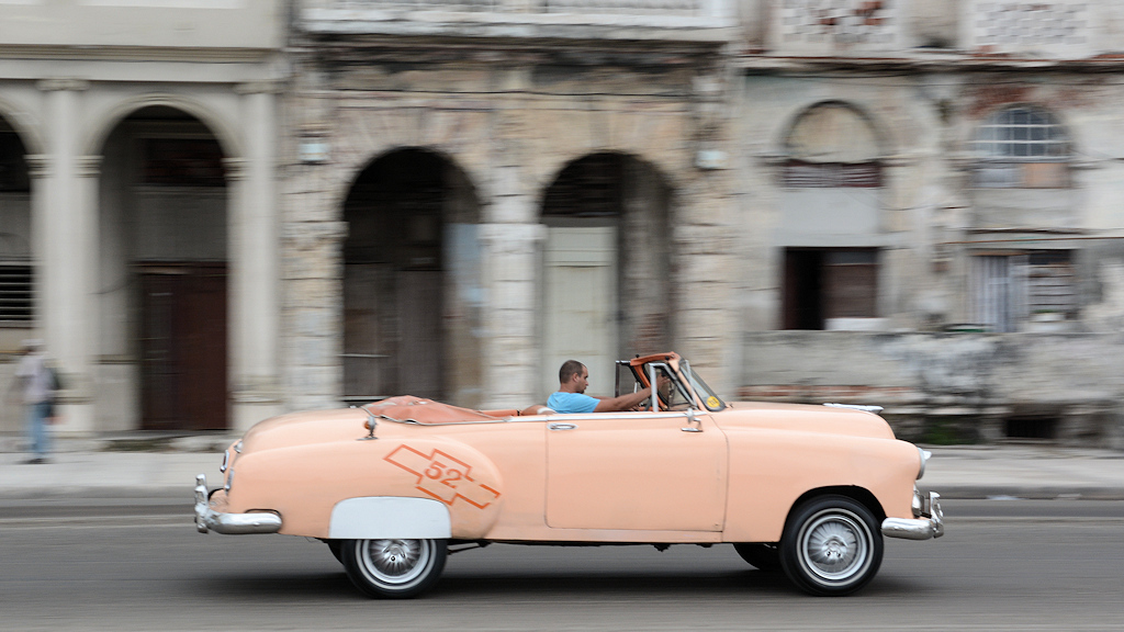 Chevy52 am Malecón in Havanna
6355