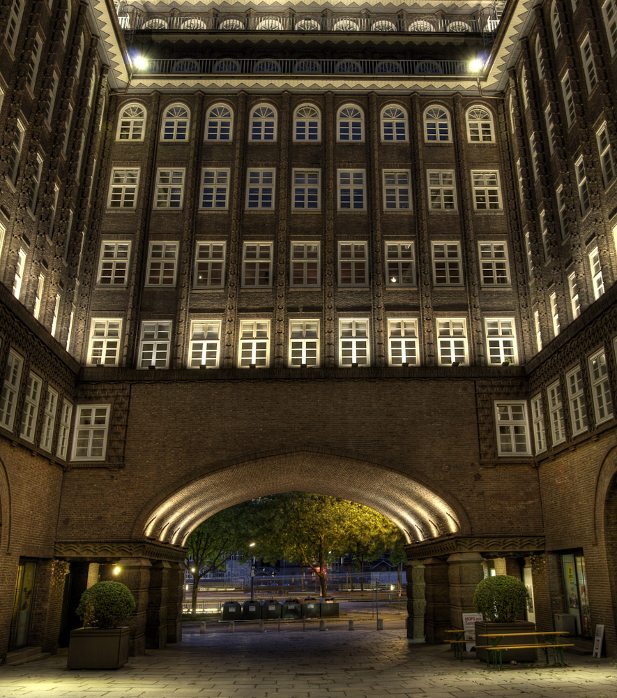 Chilehaus HH Innenhof 02 1 7